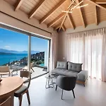 Highview Luxury Villa