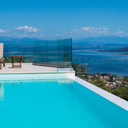 Highview Luxury *