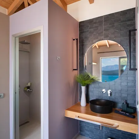 Highview Luxury